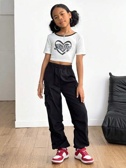 girls-sets حزام شحن ملون بلون واحد وتي شيرت قلب مطبوع وحرف لفتاة صغيرة في سن المراهقة ، 2 قطعة / مجموعة