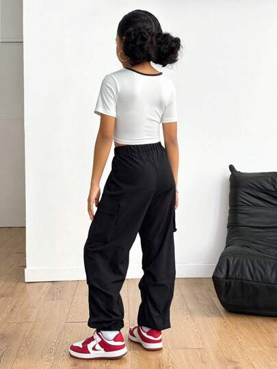 girls-sets حزام شحن ملون بلون واحد وتي شيرت قلب مطبوع وحرف لفتاة صغيرة في سن المراهقة ، 2 قطعة / مجموعة