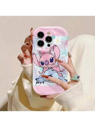 Sanrio غطاء هاتف ستاتش مرخص متوافق مع أيفون 16/15/14/13/12/11/XS/XR/X بلس برو ماكس ، نمط جميل وأنيق من التي بي يو للتغطية الكاملة للهاتف