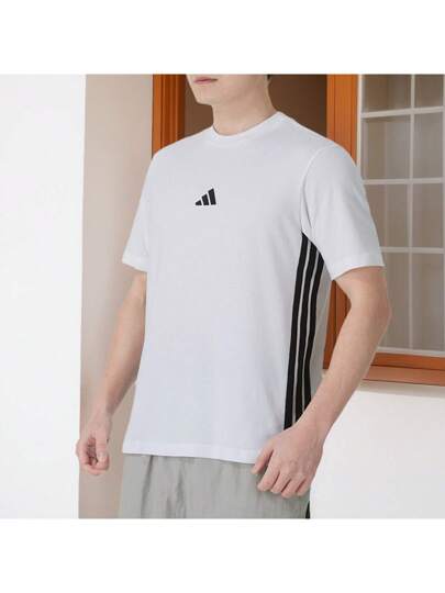 Adidas تي شيرت قصير الأكمام رجالي M 3S SJ T، لباس رياضي مريح وعادي للجري واللياقة البدنية