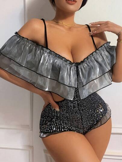 DAZY رومبير نسائية قصيرة بأشرطة رفيعة وشبكة لامعة مزينة لها فتحات مكشوفة