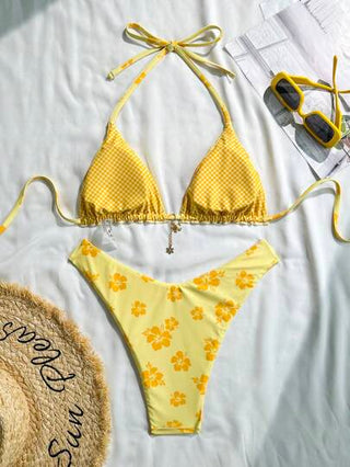 Swim Mod مجموعة بكيني مثير، 2 قطعة/طقم، نقشة أزهار عشوائية ذهبية على صدرية هلتر ثلاثية وسروال سباحة مقطع عالٍ، باللون الأصفر، للاستخدام الصيفي والعطلات