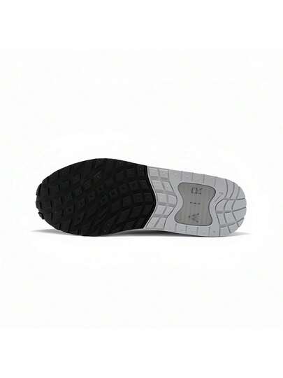 Nike حذاء رياضي رجالي AIR MAX SYSTM SOLO مزود بوسادة هوائية للتدريب والجري