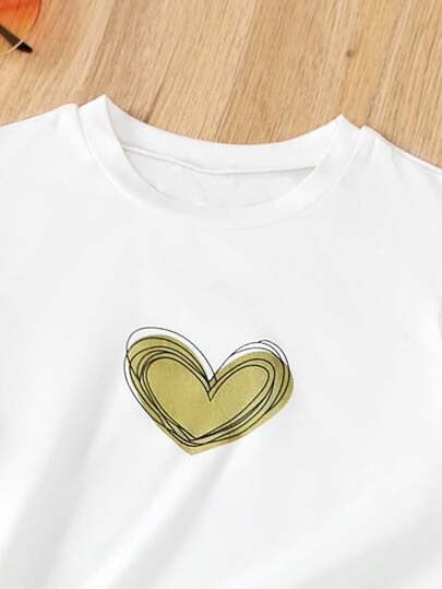 girls-sets طقم قميص T-shirt مطبوع بقلب وبنطلون ذو ساق واسعة كاجوال للفتيات المراهقات