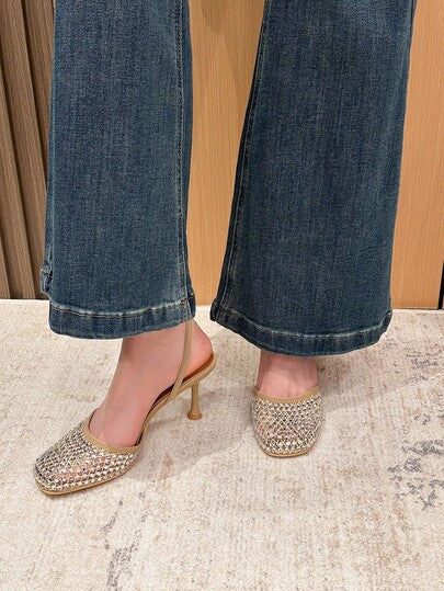 Xin Jing Shoes أحذية نسائية أنيقة ذات كعب عالي، كاجوال وجذاب بتصميم عصري، برؤوس مستديرة مرصعة بالراين ستون وظهر مفرغ، كعب متوسط مناسب للتنقل والمواعدة