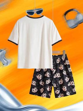 Astro Boy X SHEIN طقم بيجامة صيفي ل- البراعم من الأولاد يتكون من ملابس علوية كاجوال بأكمام قصيرة بيضاء ذات طراز كارتوني أنيق وشورت أسود فضفاض