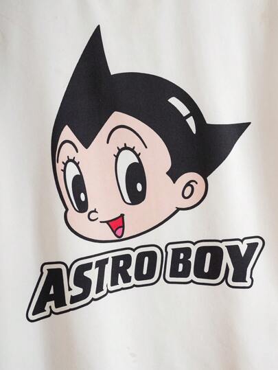 Astro Boy X SHEIN طقم بيجامة صيفي ل- البراعم من الأولاد يتكون من ملابس علوية كاجوال بأكمام قصيرة بيضاء ذات طراز كارتوني أنيق وشورت أسود فضفاض