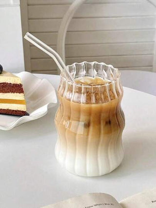 كوب قهوة زجاجي منزلي سعة 550مل، مناسب للنساء، لتناول المشروبات والحليب والشاي، مناسب للمشروبات الساخنة والباردة، شفاف ومتين، مناسب للقهوة والشاي والحليب والإسبريسو، مشروبات لجميع المناسبات، هدية عيد ميلاد، أثاث منزلي، هدية جذابة ومنمقة لمن تحب