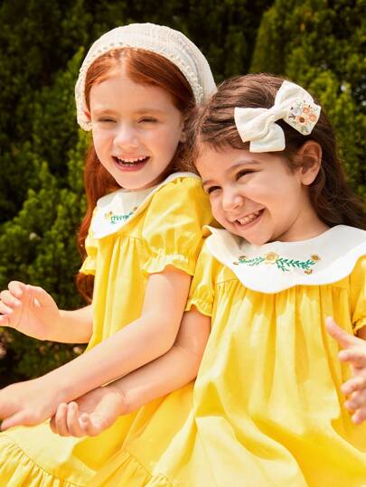 فساتين بيبي Blossori فستان بأكمام متضخمة مزين بطيات وحواف مطرزة بأسلوب ريفي استجمام للبنات الصغيرات