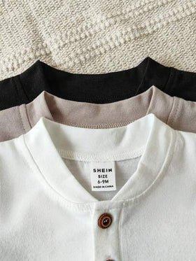 SHEIN Vintaside Kids 3 قطع تي شيرت بأكمام قصيرة بألوان أساسية للأولاد الرضع، الأسود والأبيض والرمادي الداكن، عصري وقابل للتنوع، مناسب للخارج والكاجوال والتمرين وحفلات أخرى