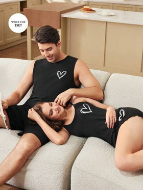 SHEIN طقم سترة بلا أكمام ذات طباعة قلب وبيجامة للاستخدام المنزلي للرجال