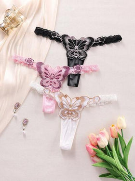 SHEIN 3 قطع من السراويل الداخلية النسائية المنخفضة الخصر بتصميم قلب، من الدانتيل الجذاب، بأشكال عشوائية