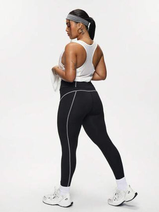 Sport Studio بدلة رياضية للمرأة ذات المقاس الكبير تتكون من ملابس علوية قطني بظهر سباق و سروال لانجري مع خياطة متباينة