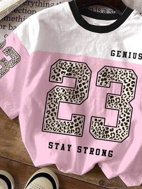 SHEIN Leap Crew تي شيرت صيفي صغيرة بقصة فضفاضة بأكمام قصيرة ومطبوع برسوم رقمية ونجمية بطبعة نمر غير رسمية للرياضة