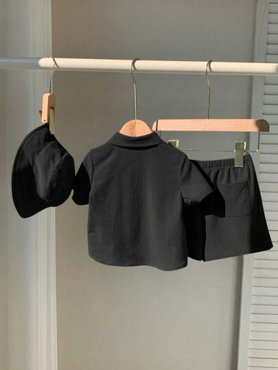 SHEIN 3 قطعة/طقم ملابس علوية كاردي قصيرة الأكمام مطرزة للأطفال الصغار، شورت ذو خصر مطاطي وقبعة