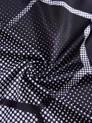 SHEIN مجموعة رياضية من قطعتين (قميص أكمام قصيرة رقبة دائرية وشورت) بطباعة رياضية لكرة القدم للأولاد المراهقين