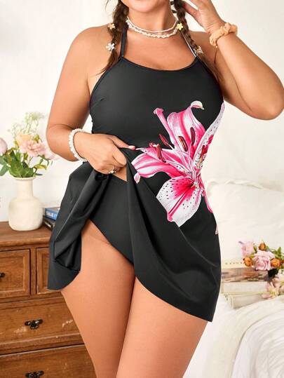 SHEIN Swim Curve طقم بكيني بمقاس كبير بقطعتين من النساء طباعة زهرية مجسمة مع سروالات خصر عالي، ملابس سباحة موضة للربيع/الصيف