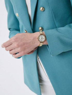 Anne Klein ساعة نسائية مع سوار مرصعة بالألماس، ساعة كوارتز نسائية مع قرص مرصع بالألماس وسوار قابل للتعديل، ساعة أنالوج أنيقة للسيدات، AK/3620CRST