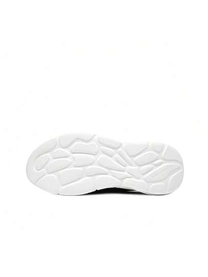 Skechers حذاء GO WALK 6 للرجال سهل الارتداء للمشي الكاجوال والتنفس مع أحزمة وسطح شبكي مريح ونعل ناعم للجري