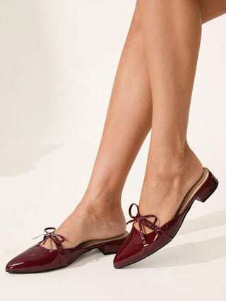 CUCCOO CHICEST أنيقة للنساء أحذية كاجوال/عمل مدببة الأصبع بتصميم الخفاف، تصميم فراشة مجوف جديد، جلد لامع بلون البورجندي، متعدد الاستخدامات