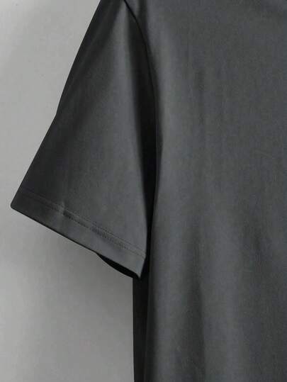AnChiStreetwear - قميص تي شيرت كاجوال فضفاض مطبوع بحروف جرافيك مقاس كبير للرجال
