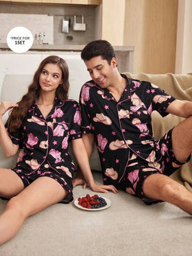 CoupledUp طقم بيجاما صيفي لزوجين مطبوع بنقوش الأحذية الغربية
