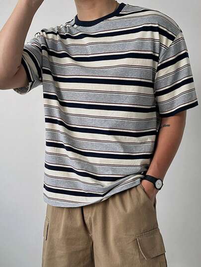 DAZY قميص تي شيرت رجالي بأكمام قصيرة وياقة طاقم، مخطط متعدد الألوان، صيفي، ملابس العودة إلى المدرسة