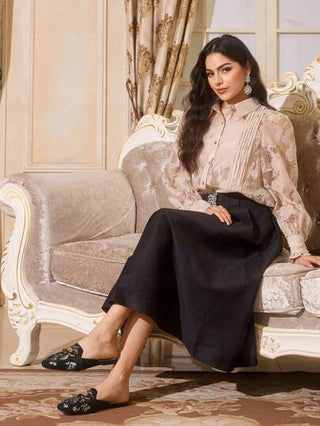 CUCCOO TILAWA أحذية نسائية مطرزة بنقوش النبات ذات طرف مدبب مزينة بسلسلة، شبشب بتصميم عصري باللون الأسود مناسب لأحذية صيفية، أحذية للعودة إلى المدرسة والكلية، أحذية موسم العطلات والأعياد الشتوية والصيفيةرمضان
