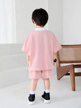 SHEIN Little Byeori مجموعتان من البنطلون والقميص القصير بطبعات حرفية كورية أنيقة للأطفال الصغار الأولاد والبنات لفصلي الربيع والصيف، قصة تناسب المناسبات اليومية