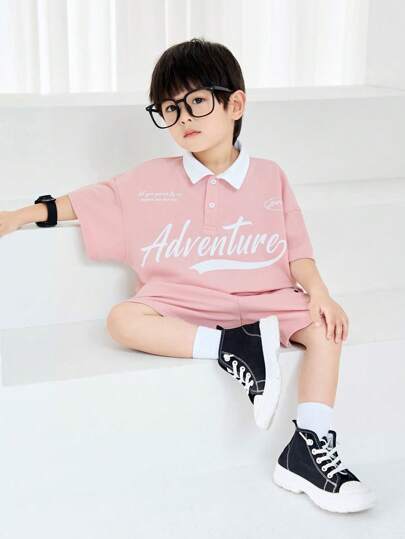 SHEIN Little Byeori مجموعتان من البنطلون والقميص القصير بطبعات حرفية كورية أنيقة للأطفال الصغار الأولاد والبنات لفصلي الربيع والصيف، قصة تناسب المناسبات اليومية