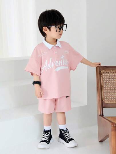 SHEIN Little Byeori مجموعتان من البنطلون والقميص القصير بطبعات حرفية كورية أنيقة للأطفال الصغار الأولاد والبنات لفصلي الربيع والصيف، قصة تناسب المناسبات اليومية