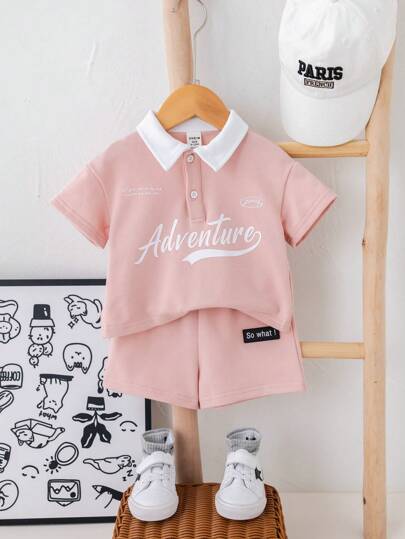SHEIN Little Byeori مجموعتان من البنطلون والقميص القصير بطبعات حرفية كورية أنيقة للأطفال الصغار الأولاد والبنات لفصلي الربيع والصيف، قصة تناسب المناسبات اليومية