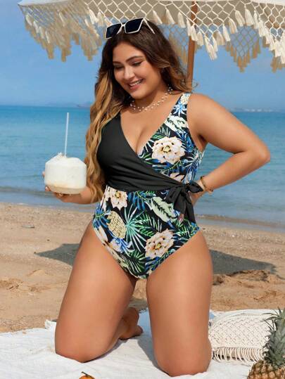 SHEIN Swim Curve مجموعة بكيني ذو حمالات رفيعة لون واحد لحجم كبير 2 قطعة، بسيط وعصري للعطلات الشاطئية
