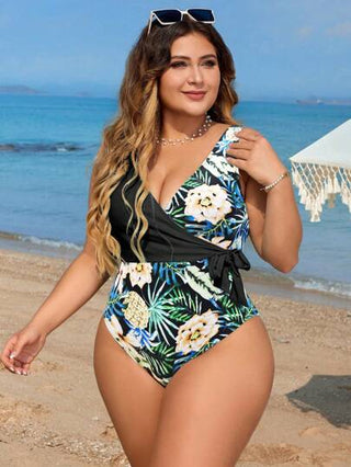 SHEIN Swim Curve مجموعة بكيني ذو حمالات رفيعة لون واحد لحجم كبير 2 قطعة، بسيط وعصري للعطلات الشاطئية