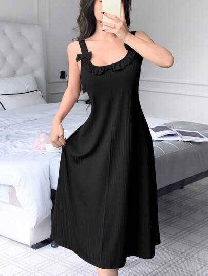 SHEIN فستان نوم نسائي أنيق بياقة شريط 3D