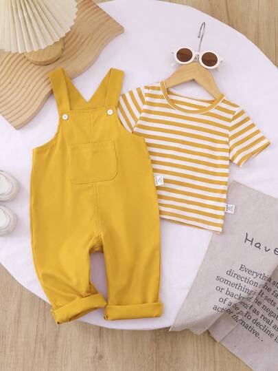 SHEIN Playful Pals مجموعة قميص كم قصير مخطط وبنطال بيبي ولد، مناسبة للارتداء الصيفي، كاجوال وشتوي متعدد الاستخدامات