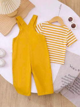 SHEIN Playful Pals مجموعة قميص كم قصير مخطط وبنطال بيبي ولد، مناسبة للارتداء الصيفي، كاجوال وشتوي متعدد الاستخدامات