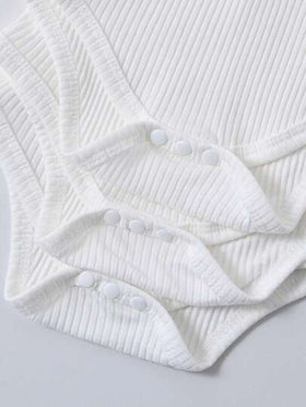 SHEIN Vintaside Kids 3 قطع مجموعة كاجوال للأطفال الجنسين تشمل سترة وبدلة داخلية، باللون الأبيض والأسود والأزرق الرمادي، قماش ناعم ومريح، مناسب للعطلات والسفر والمدرسة والمناسبات اليومية، ربيع/صيف