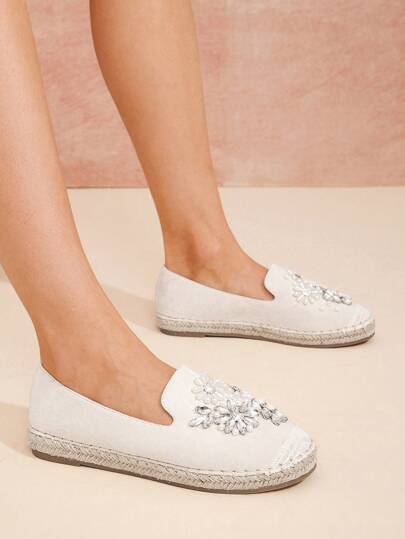 SHUZIA بناطيل نسائية شتوية مريحة من نوع Espadrilles مزينة باللؤلؤ والإكسسوارات من الراين