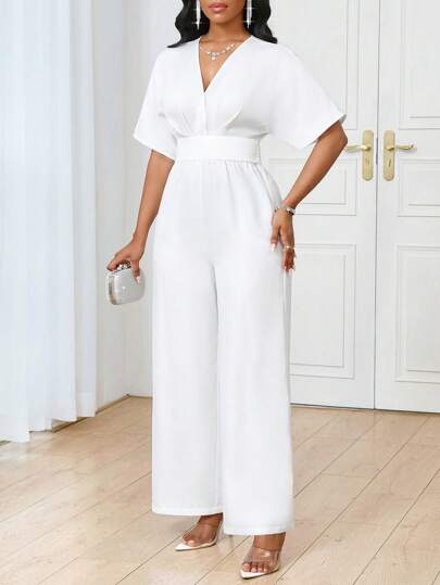 SHEIN Lady بدلة أنيقة للسيدات للارتداء في الصيف باللون الأبيض، بدلة لباس صيفي للنساء لارتدائها في العطلات