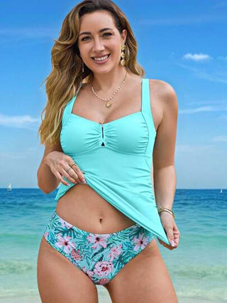 طقم تانكيني حريمي Swim Lushoire ملابس علوية فوق السباحة نسائية من قطعتين ، علوي بأشكال تويست والأسفل طباعة عشوائية متنوعة ، لفصلي الربيع والصيف، لارتداء على الشاطئ أو النزهات