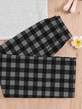 SHEIN طقم بجامة راسل مناسب للمراهقات بتصميم كاجوال فضفاض وبسيط، يشمل بلوزة برقبة دائرية وأكمام قصيرة وبنطال طويل، مناسب للربيع والصيف