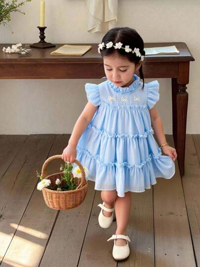 فساتين بيبي Vintaside Kids فستان الرضع البنات الأزرق بأكمام قصيرة مزين بالدانتيل الأزهار، فستان صيفي للرضع باسلوب جديد مع تنورة مضلعة