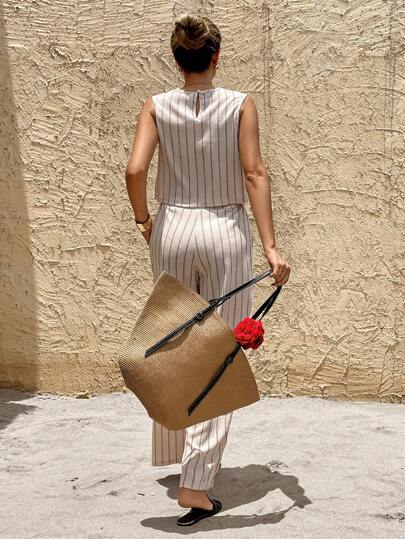 SHEIN Frenchy طقم سيدات قصير و ملابس علوية أكمام بلا طوق مخطط، قطعتان كاجوال للصيف