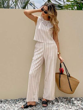 SHEIN Frenchy طقم سيدات قصير و ملابس علوية أكمام بلا طوق مخطط، قطعتان كاجوال للصيف