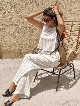 SHEIN Frenchy طقم سيدات قصير و ملابس علوية أكمام بلا طوق مخطط، قطعتان كاجوال للصيف