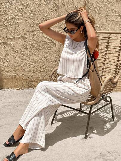 SHEIN Frenchy طقم سيدات قصير و ملابس علوية أكمام بلا طوق مخطط، قطعتان كاجوال للصيف