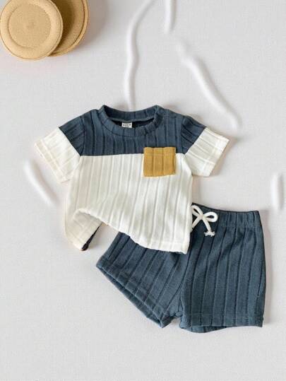 SHEIN Vintaside Kids طقم بلوزة وبنطلون أطفال رضع، بلوزة منقوشة ولون محايد، وبنطلون أزرق، أنيق مريح مناسب لجميع المناسبات في الصيف