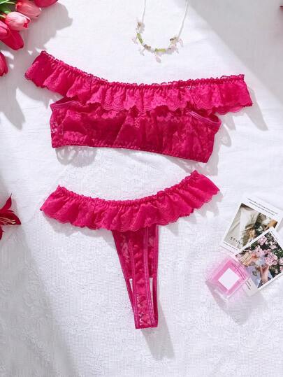 PetitDoll طقم ملابس داخلية سيكسي للنساء مكون من قطعتين ، مزين بالدانتيل الفاخر المكشكش والكتف المنكشف ، مميز ورقيق