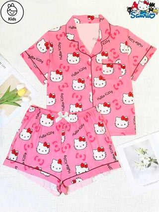 بيجاما Sanrio [رخصة رسمية] مجموعة مكونة من 2 قطعة للبنات الأطفال والأطفال الرضع هالو كيتي وقطة الكرتون طباعة حرف أربطة قصيرة الأكمام وشورت ملابس منزلية مريحة بيجاما